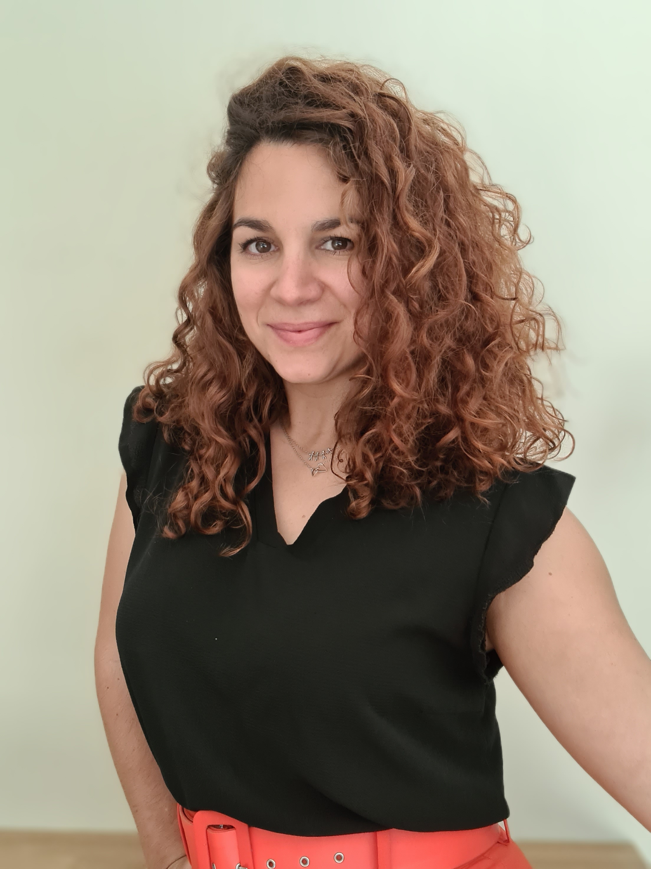 Χρύσα Οικονομίδου